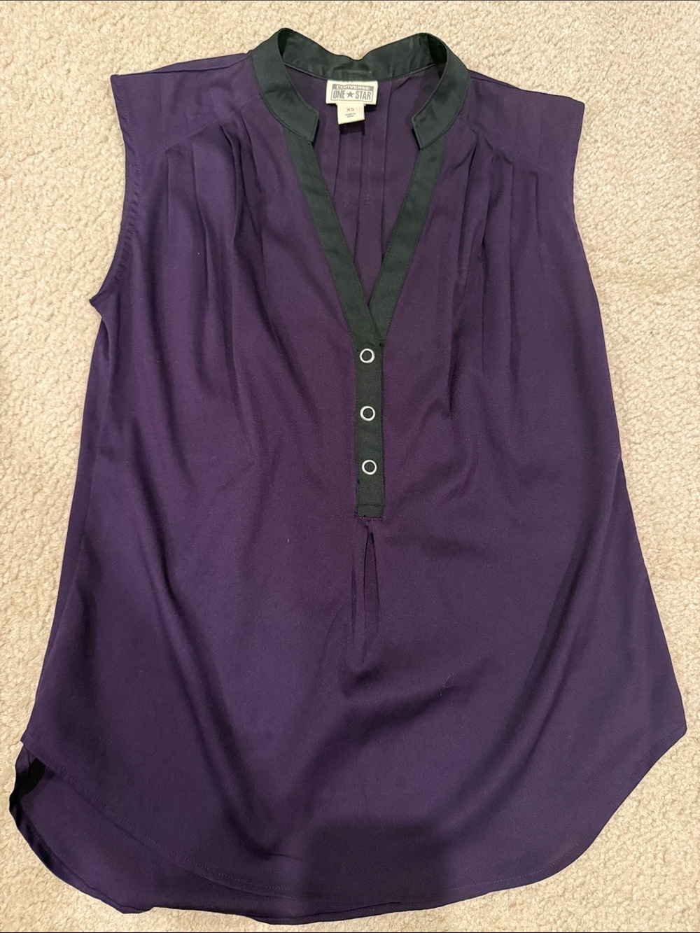 Converse Sleeveless Plum Blouse with Black Trim - Picture 3 of 8